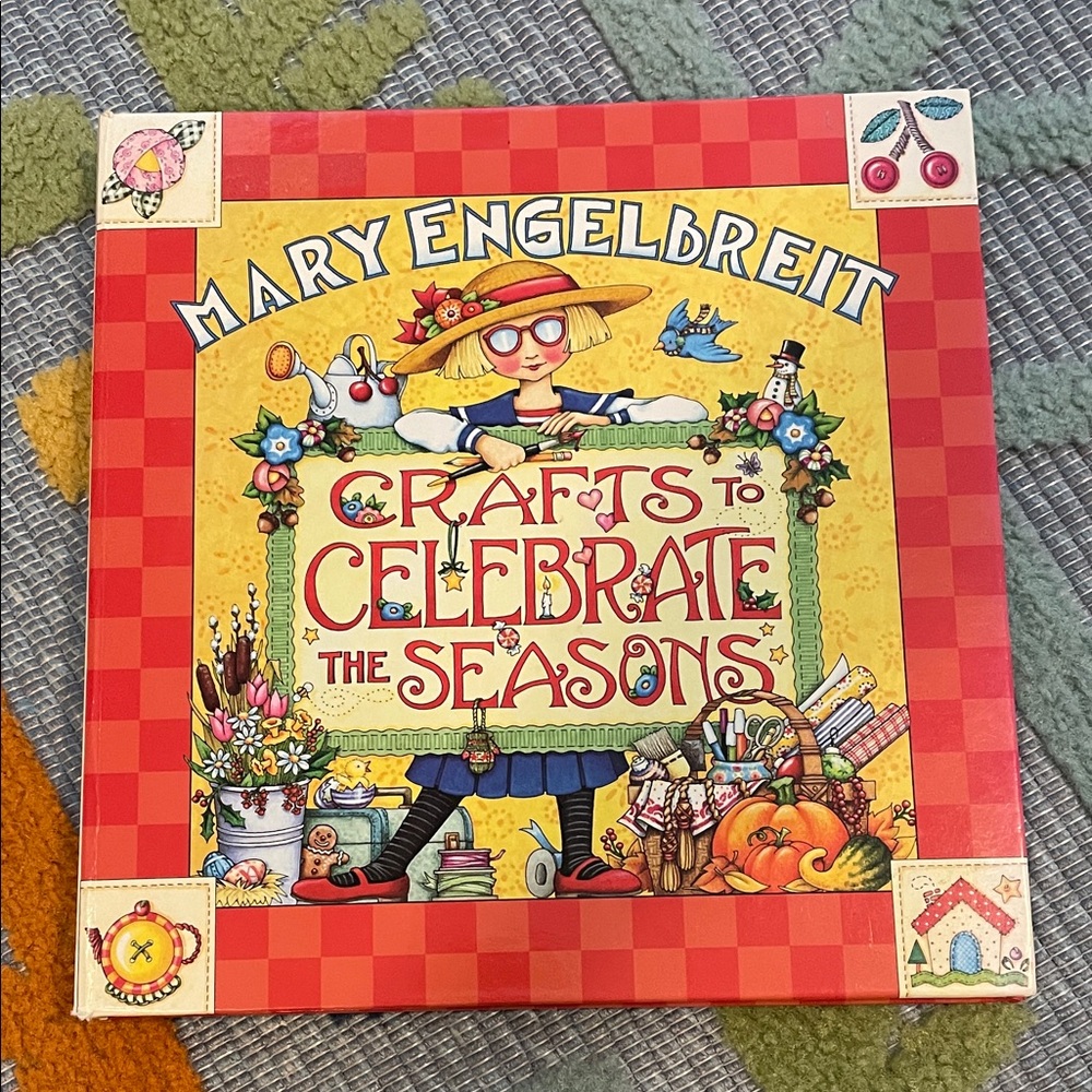 Mary Engelbreit Crafts to Celebrate the Seasons Book
